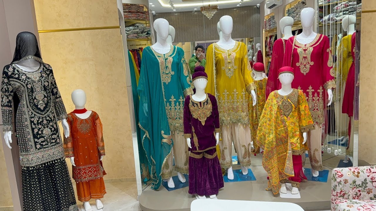 Luxury Readymade Dresses ISHARA एक सेट भी मिल जाएगा फैक्ट्री रेट में 
