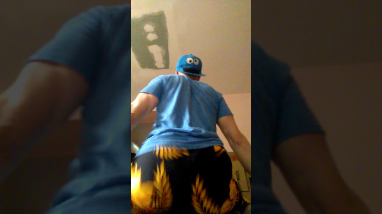 Best White Boy Ground Twerk/Todays Finale - YouTube