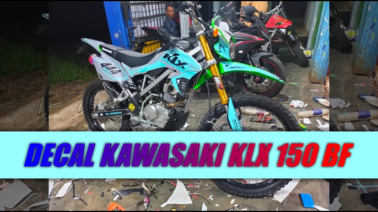 How to install a Motorcycle Decal |KLX BF | for beginners - KIT WORKER Official