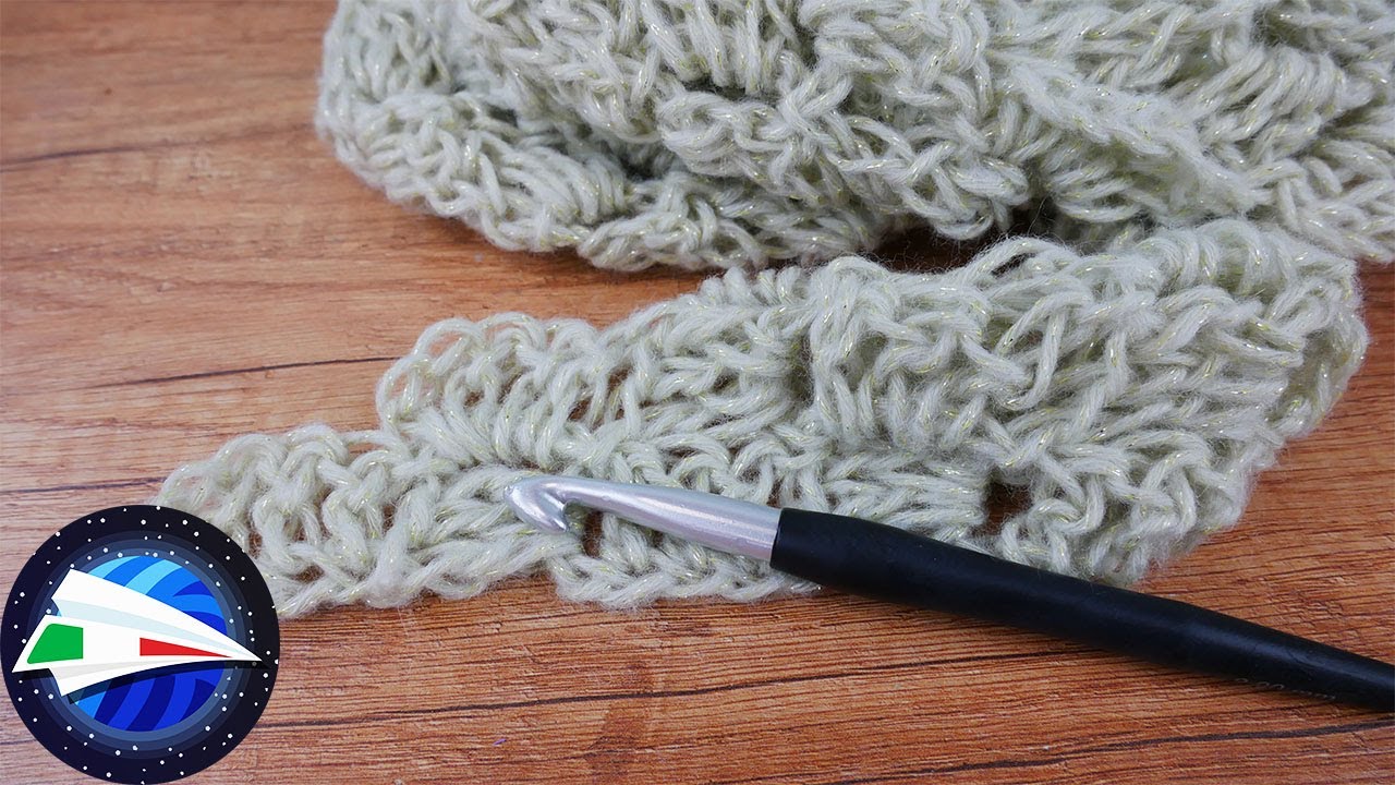 Sciarpa Leggera all'Uncinetto | Ideale per fine Estate | Facile e Veloce