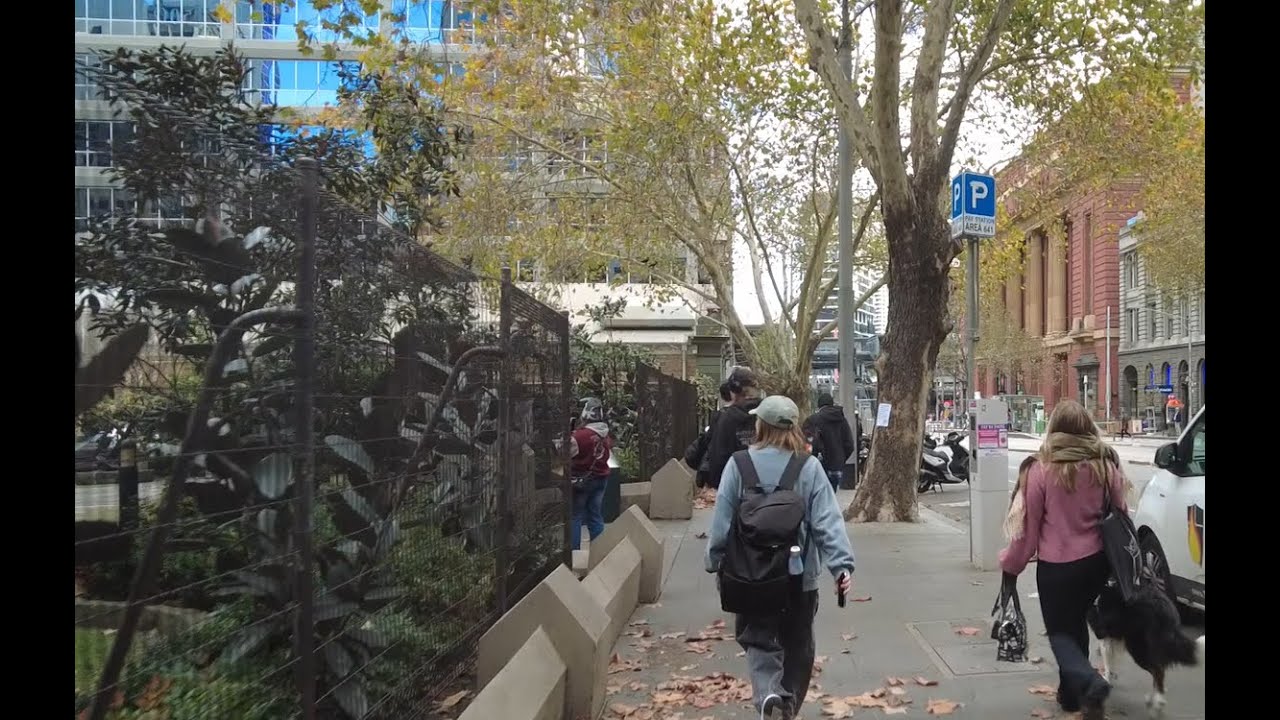 Melbourne’s Changing Skyline. Walking Bourke St, Collins St & Melbourne Quarter