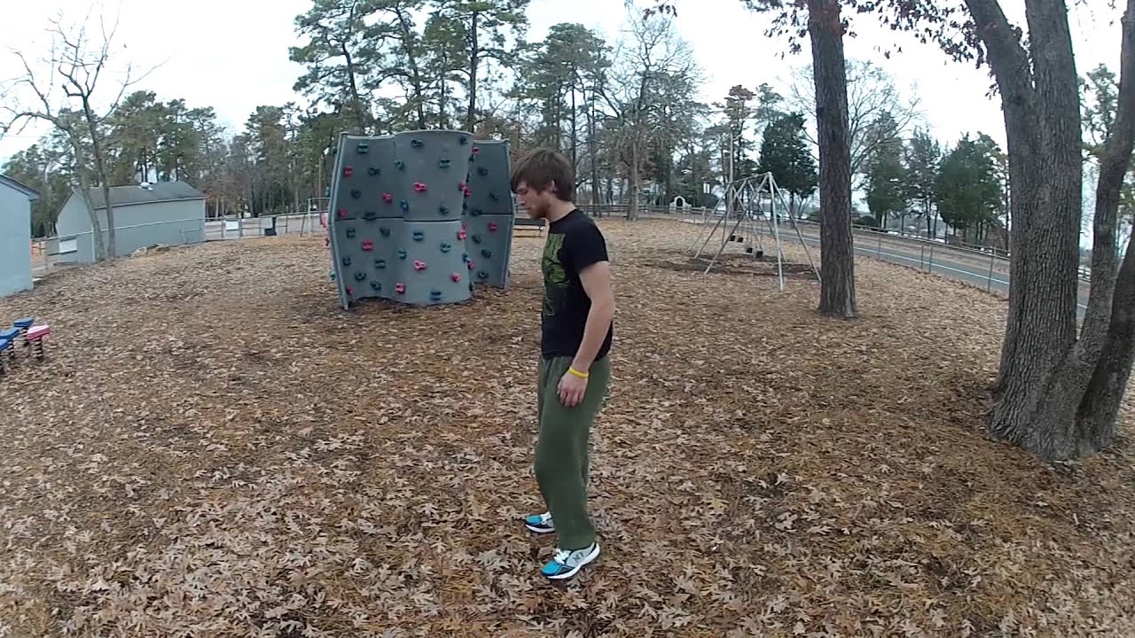 How to Backflip In A Minute (Intermediate) - Parkour / Freerunning