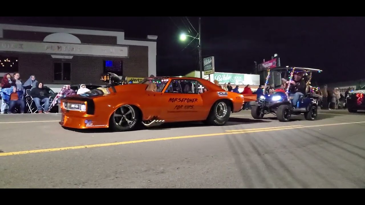 When Jim Howe shows up at your local Christmas Parade! (Crossville, TN)