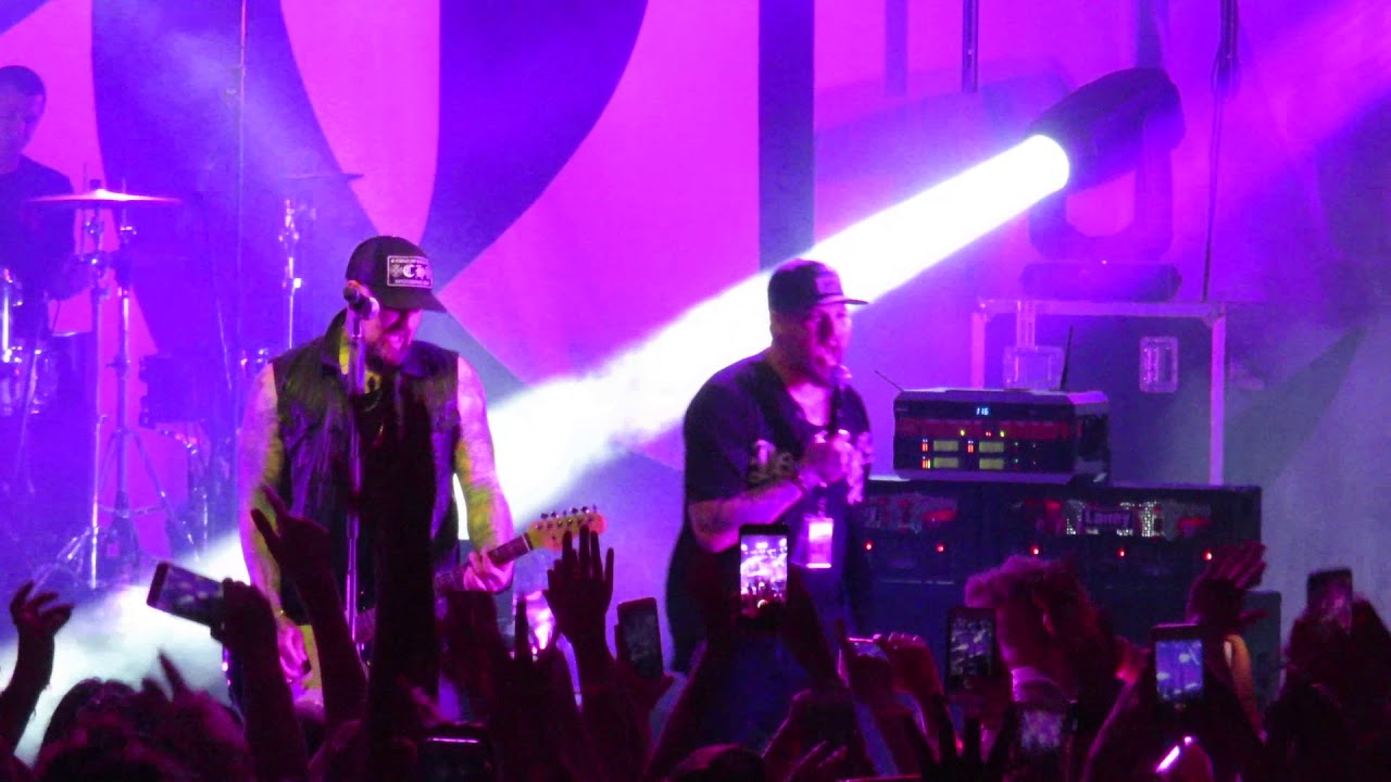 Good Charlotte Dance Floor Anthem (Live Riverstage, Brisbane 28th