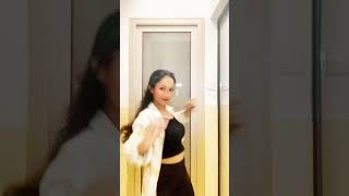 Tamil song dance #tamil #tomandjerry #tamilsongdancecover #tamilsong #100k #1000subscribers #2kcomm
