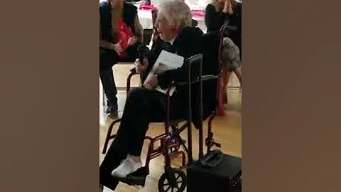 Jane Morse Singing to SI Elk Grove Members