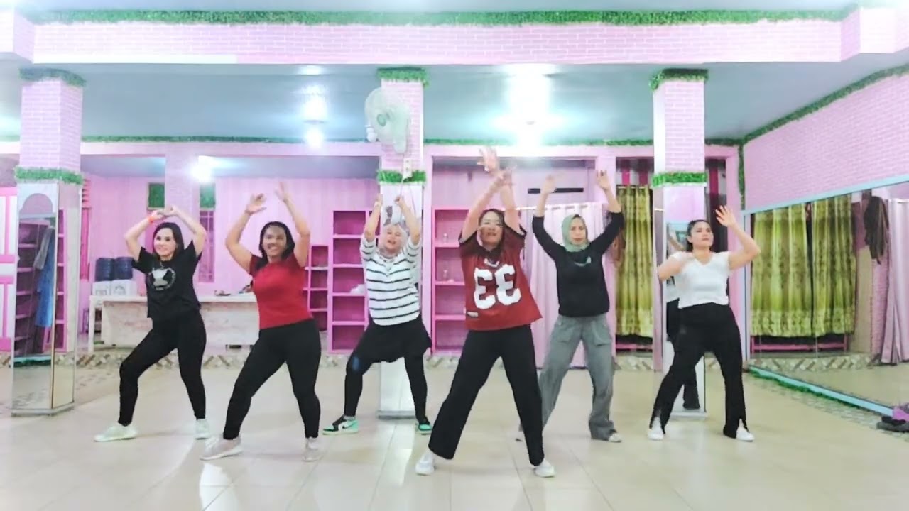 Ketua butuh cinta // black melanesian // zumba // dancefitness