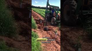 Хитрость Трактора, Чтобы Сохранить Воду Для Растения
