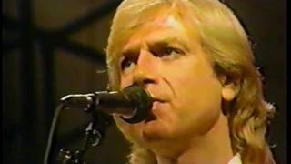 Justin Hayward  -  "I Know You're Out There Somewhere" @ The David Letterman Show chords