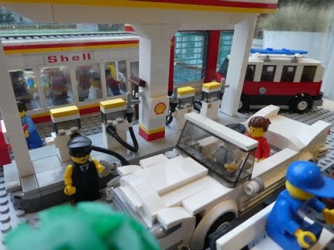 This LEGO Classic Bricks on a Roll set is one of the best Classic sets. You can build cool gas stati. 