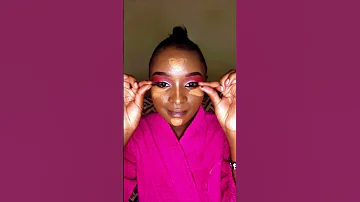 Pink Makeup look tutorial #makeuptutorial #makeup #makeupshorts #pinkmakeup #satisfaya #pinkeyelook