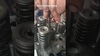 valve spring fixing #automobile #handpumpautomationmotorfixing #mechanic #repair #restoration #mecha