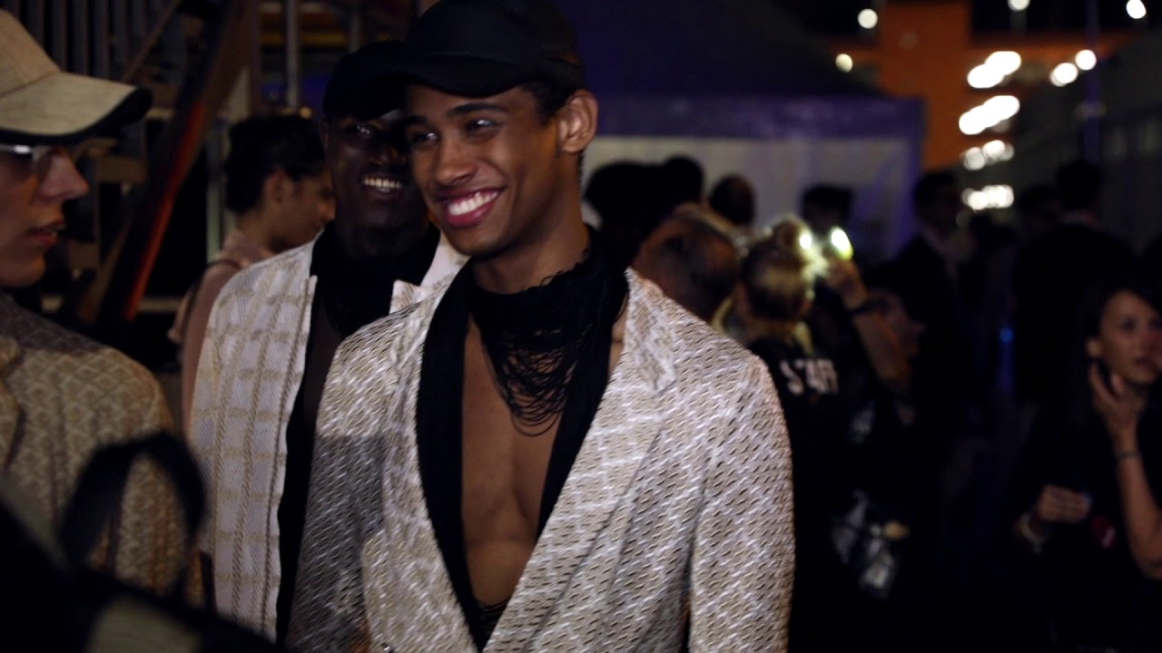 EABoarding SS19 Emporio Armani Fashion Show - Backstage