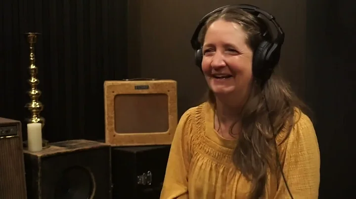 Through The Glass podcast #35: Kerri Martin (Found...