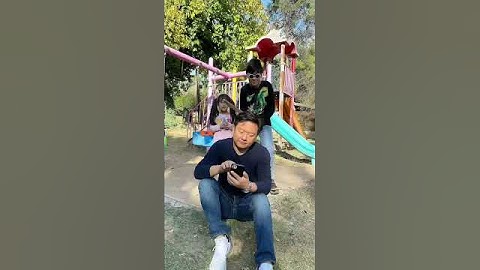 Smart kids almost hit dad 🥺🥰 LeoNata family #shorts TikTok