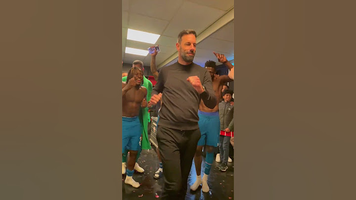 La CELEBRACIÓN de RUUD VAN NISTELROOY | BAILE VIRAL | AJAX - PSV | AS