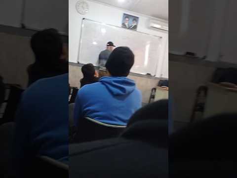دعوا و درگیری معلم عربی با دانش آموز در سر کلاس درس لات