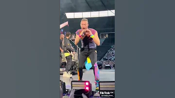 Hymn For The Weekend Coldplay Live Performance Coldplaylive Hymnfortheweekend 