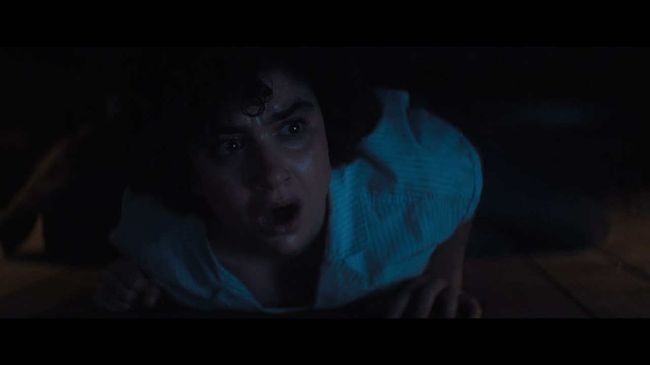 TEXAS CHAINSAW MASSACRE SCENE RICHTER KILLING SCENE HEAD CRUSHED