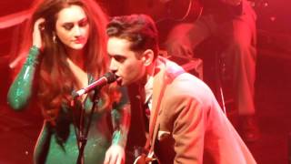 Kitty, Daisy and Lewis - It ain't your business chords