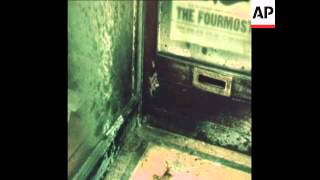 SYND 9-9-73 FIREBOMBS CAUSE SLIGHT DAMAGE TO SHOPS IN MANCHESTER
