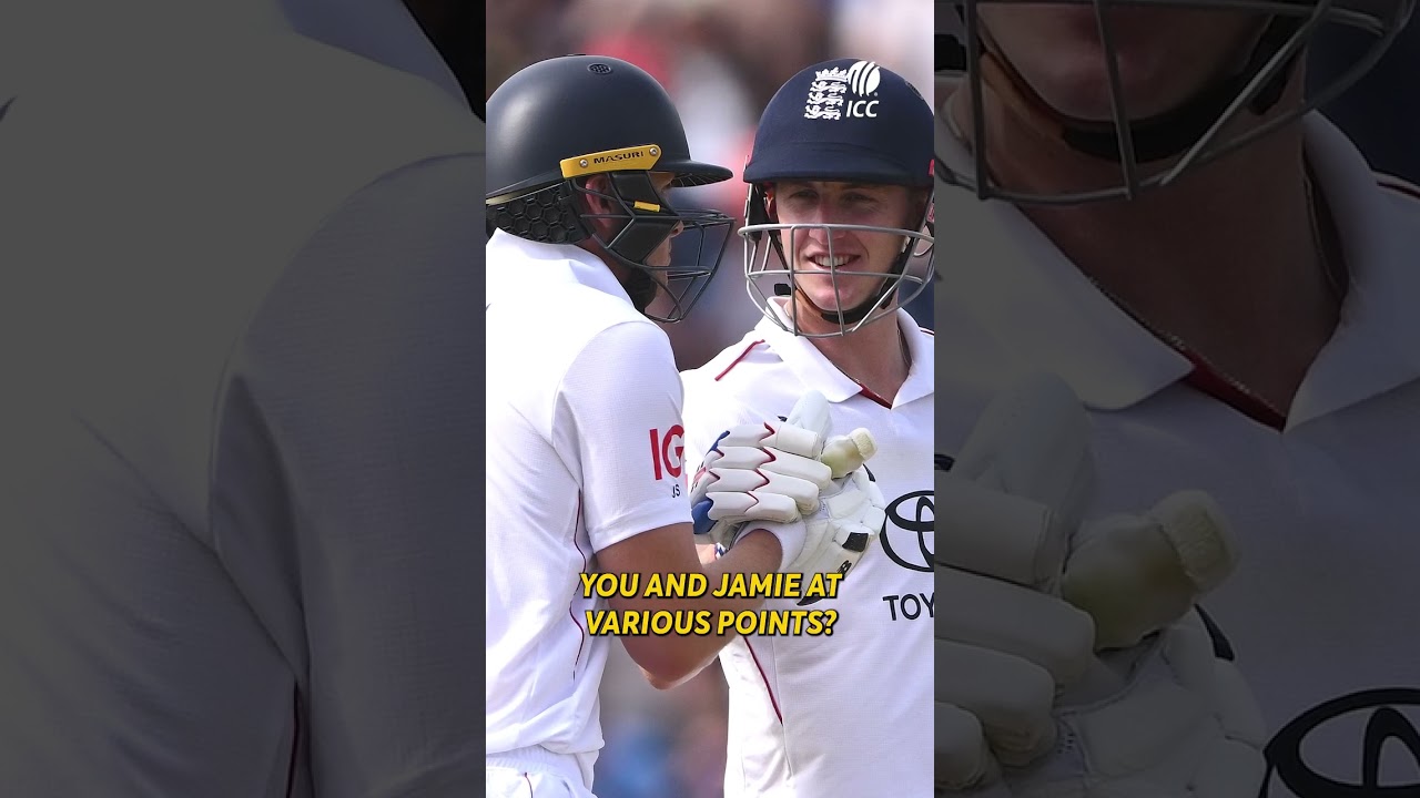 Only few words spoken during the mammoth partnership between Harry Brook and Jamie Smith 😅