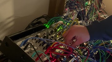 Minimal Techno Jam(Live) with Plaits(Mutable Instruments) and Rample(Squarp Instruments)