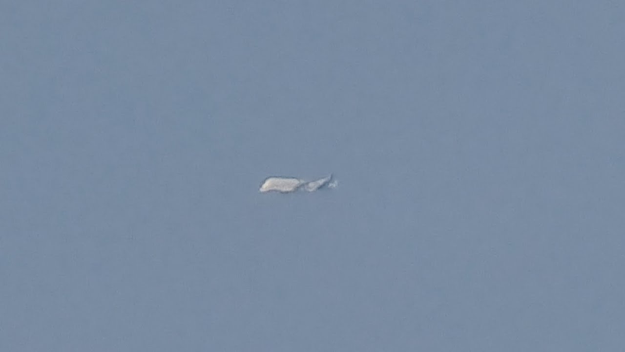 Beluga XL3 over Liverpool from Hamburg to Chester Hawarden Airport ✈️