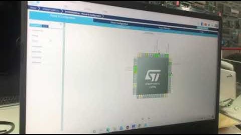 Chương trình cho stm32 sử dụng chức năng của thư viện Free RTOS để tạo ra 2 Task điều khiển 2 led