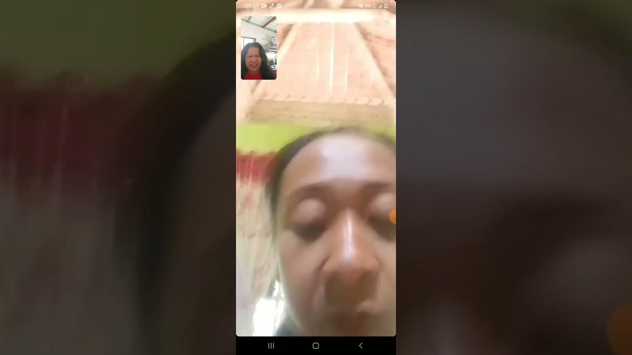 Di kampung udah pada sibuk mau menyambut Lebaran