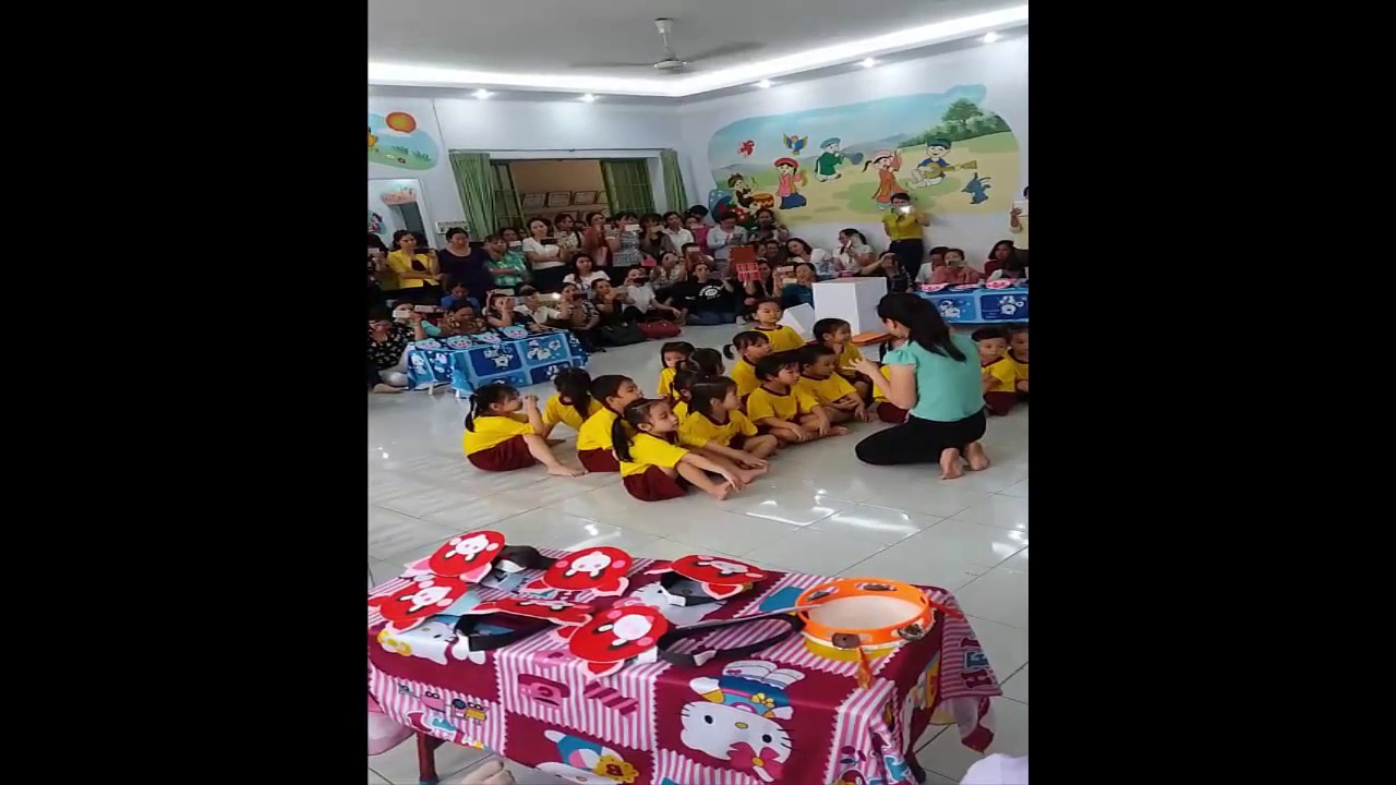 tiết dạy mầm non. kể chuyện. ba chú heo con. CĐ tỉnh