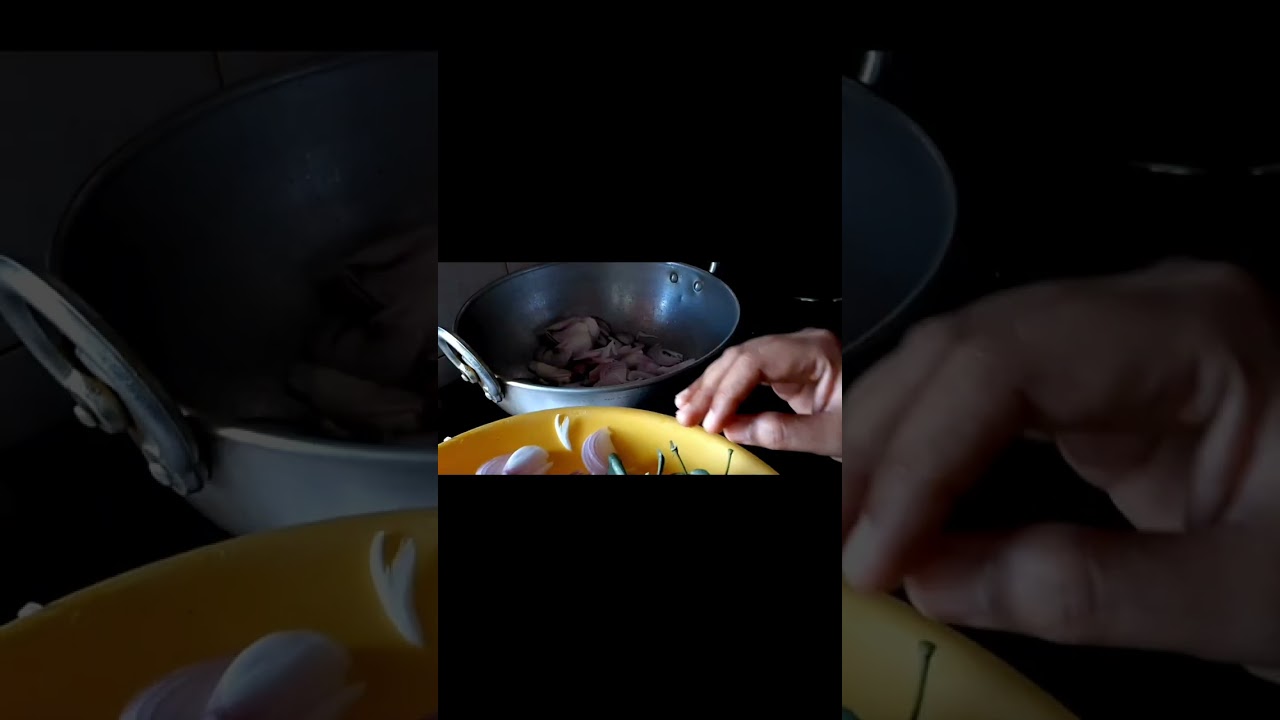 1 st time cooking video , super and fun 😁 overloaded....#viral #viralvideo #cooking #chicken #curry 