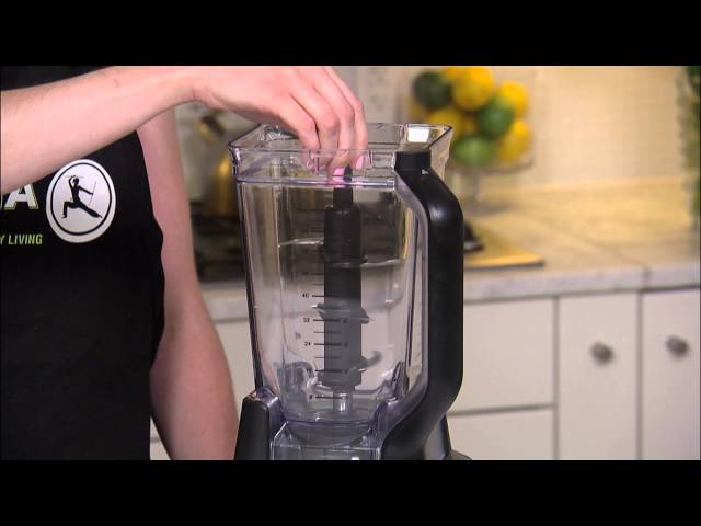 Blender  How to Use the Feed Chute (Ninja® Foodi® Power Blender