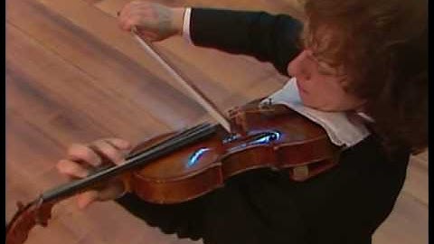 Alexander Markov plays Paganini
