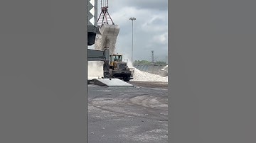 SDLG BS-3 WHEEL LOADED VIDEO #sdlg #wheelloader #video #automobile #wheels #loading #bs3 #shorts