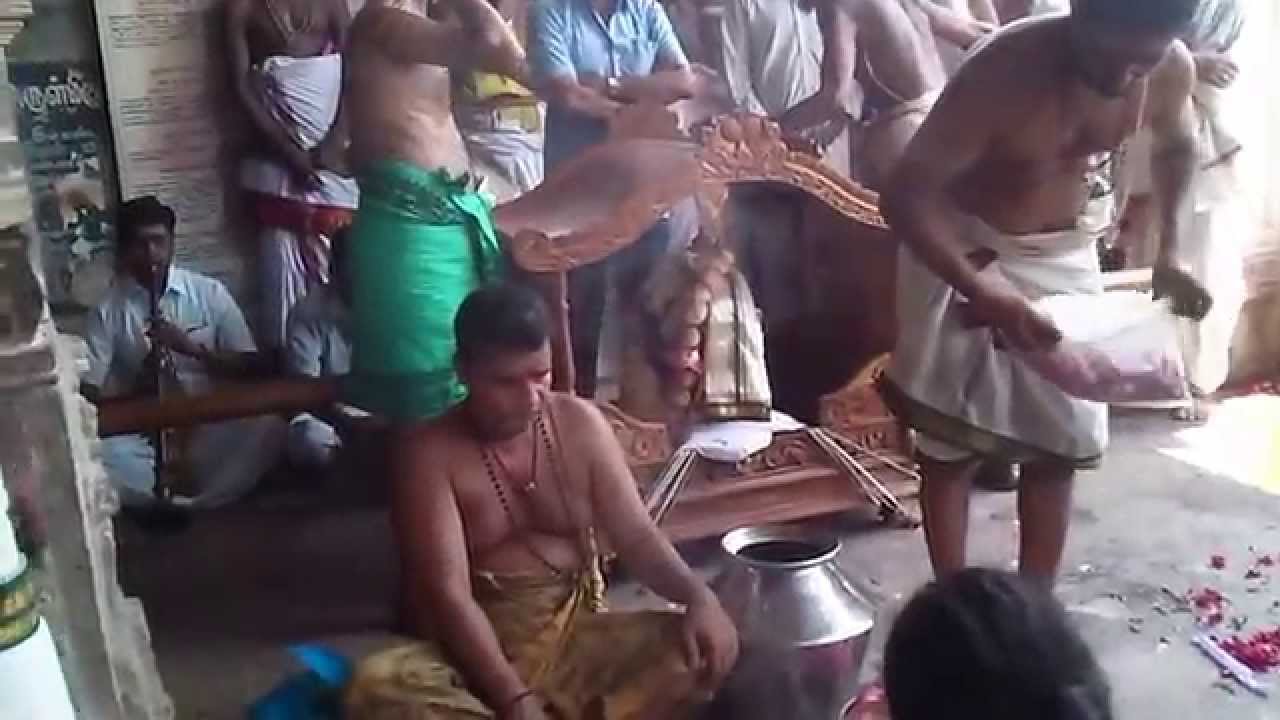 Madurai Meenatchi Amman temple Sithirai festival 2014 - Devendrar poojai