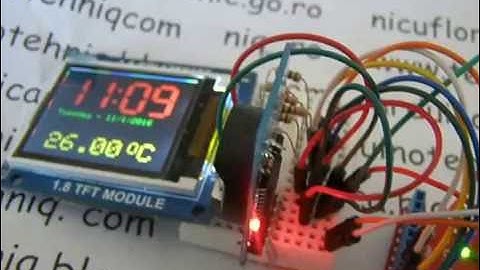 clock with thermometer using DS3231 on 1.8" ST7735 display
