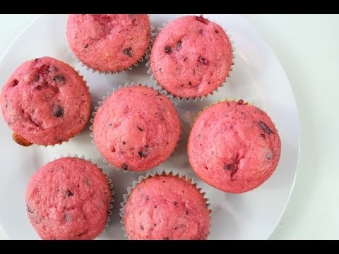 Strawberry Chocolate Chip Muffins Recipe
