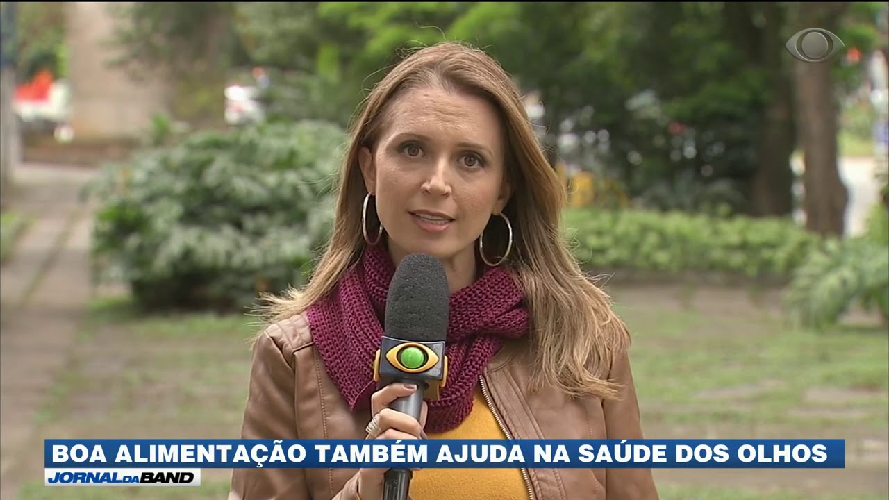 Boa alimentação também ajuda na saúde dos olhos cafe com jornal acabou