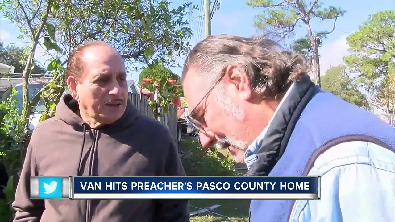 Van crashes into Pasco house as homeowner was making coffee inside