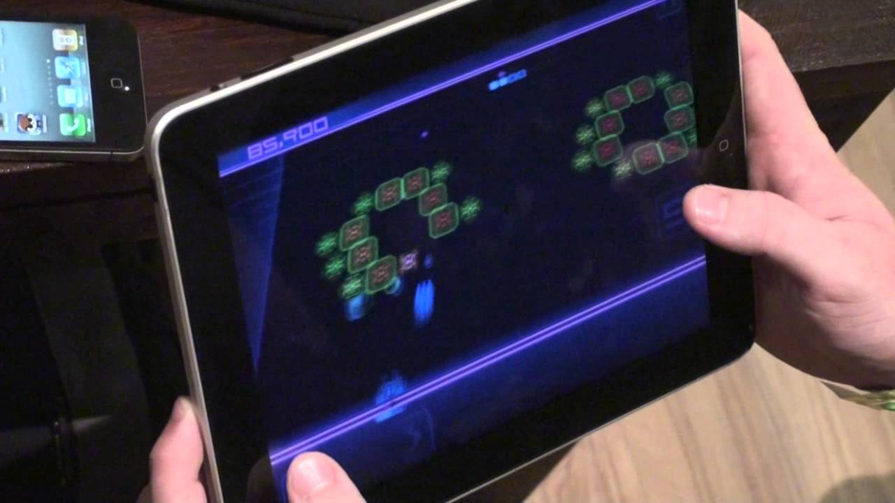 GodisaGeek.com First Look (On Tour) Chillingo