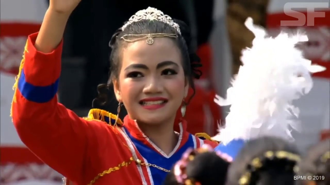 PENAMPILAN DRUM BAND VICTORY 2000 SDN SARIMULYA III DI ISTANA NEGARA