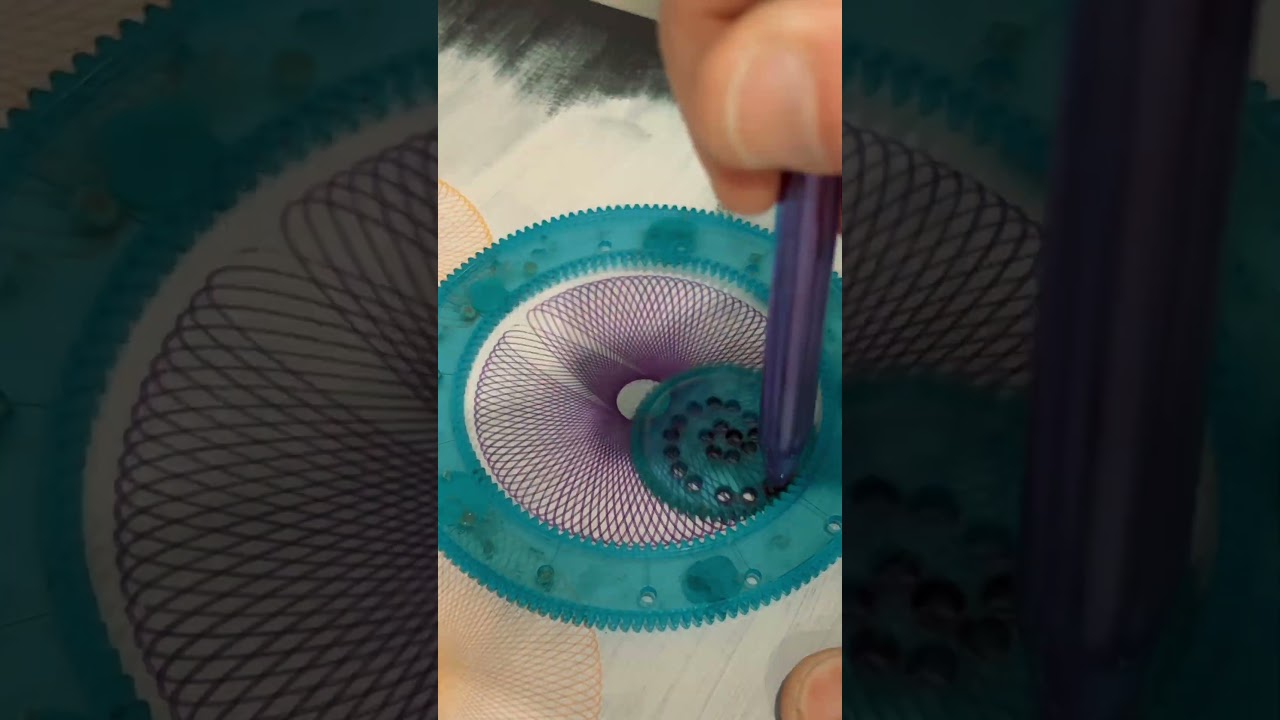 Relaxing Spirograph Drawing for Your Daily Calm