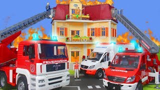 Feuerwehrauto Krankenwagen Feuerwehrmann & Spielzeugautos für Kinder | Bruder Spielwaren & Playmobil