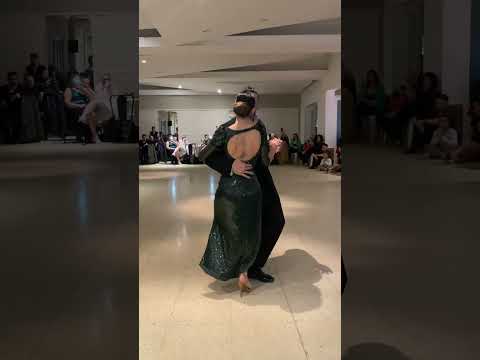 Constanza Vieyto y Ricardo Astrada “ Milonga Taconeando con La Morocha” Loca
