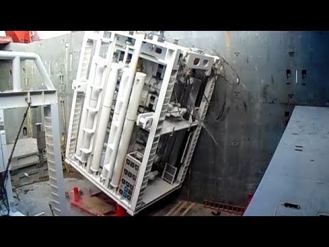 305-metric-ton blowout preventer falls on shipyard worker