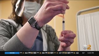Gov. Andrew Cuomo Lowers Age Limit For COVID-19 Vaccine Eligibility