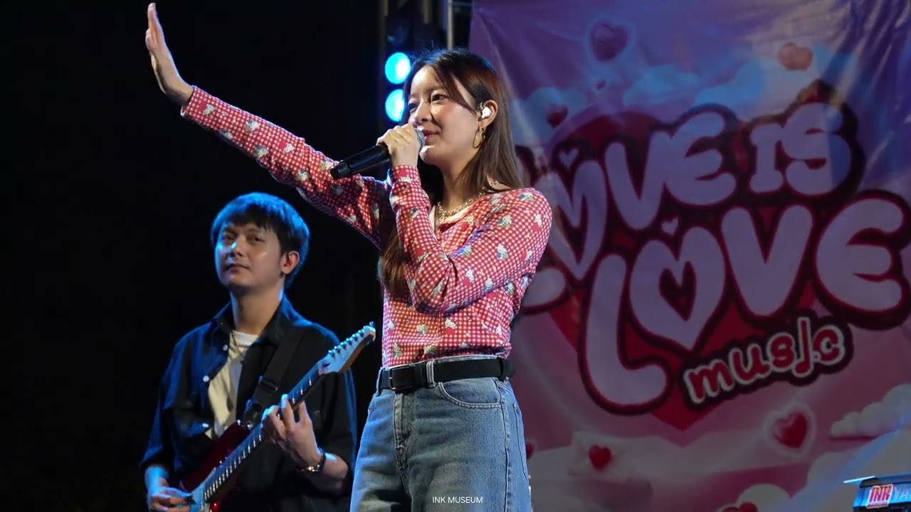 ฉันต้องคิดถึงเธอแบบไหน -​ Ink​ Waruntorn​ [ Live at Ayutthaya 01/03/2026 ]​