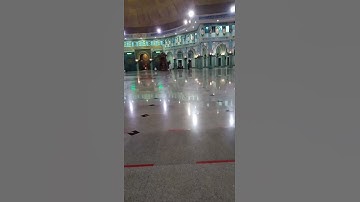 Kumandang Adzan di Masjid Raya Al Adzom Kota Tangerang
