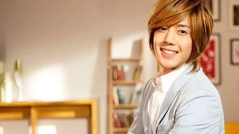 Thumbnail of Because I'm Stupid - My Head is Bad #SS501   내 머리가 나빠서 OST #BoysOwerFlowers #KimHyunJoong